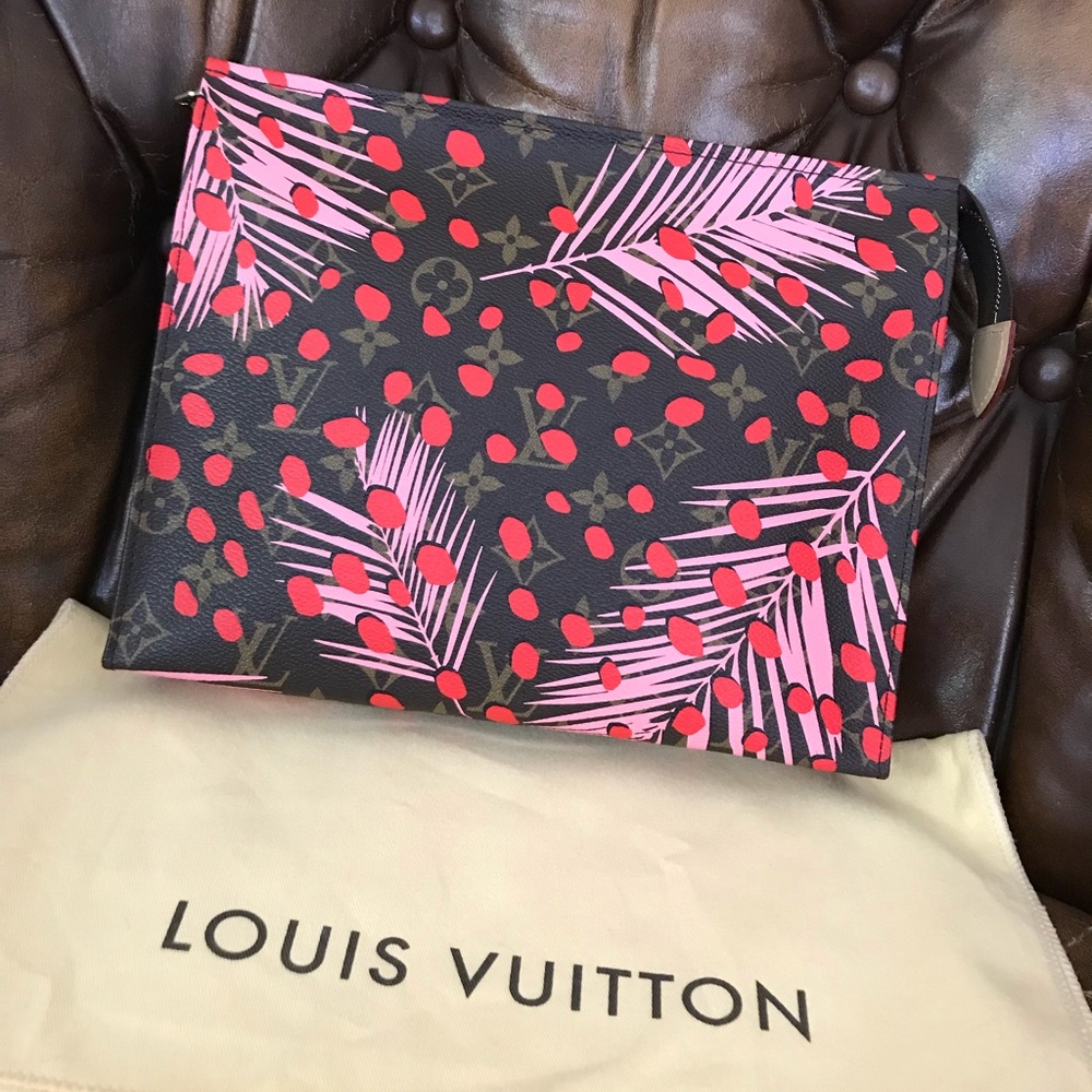 BRAND NEW Louis Vuitton Toiletry Pouch 26